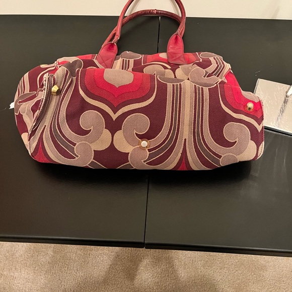 Red Pattern Miu Miu Bag - Picture 2 of 5